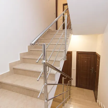 Sea View With Jaccuzzi Podstrana