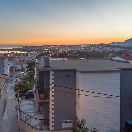 Sea View With Jaccuzzi Appartement Podstrana