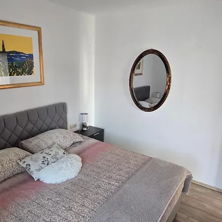 Pool, Sauna, Jacuzzi With Sea View - Josipa Апартаменти