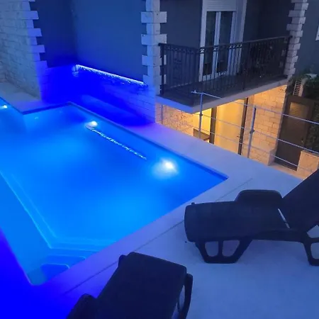 Pool, Sauna, Jacuzzi With Sea View - Josipa Apartman *