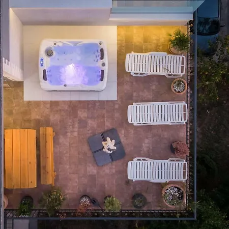Апартаменти Pool, Sauna, Jacuzzi With Sea View - Josipa