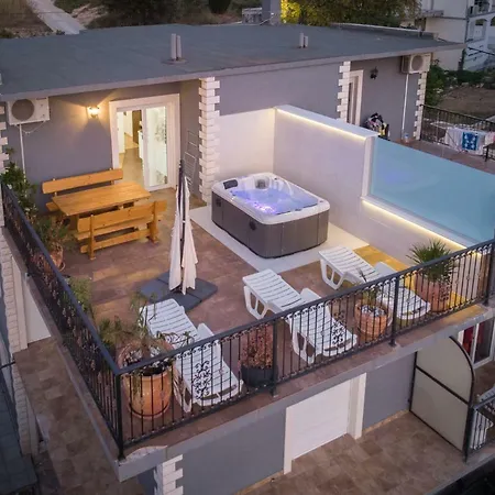 公寓 Pool, Sauna, Jacuzzi With Sea View - Josipa